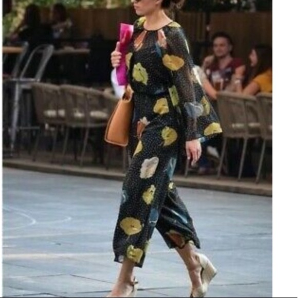 Zara Bloggers Favorite Black Bell Sleeve Wide Leg Cropped Print Jumpsuit XS - Picture 4 of 14